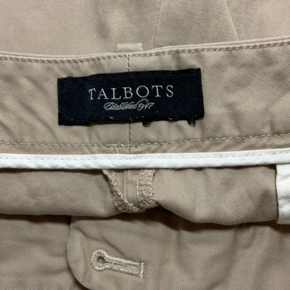 Talbots Chino Shorts Size 16 - Picture 4 of 7